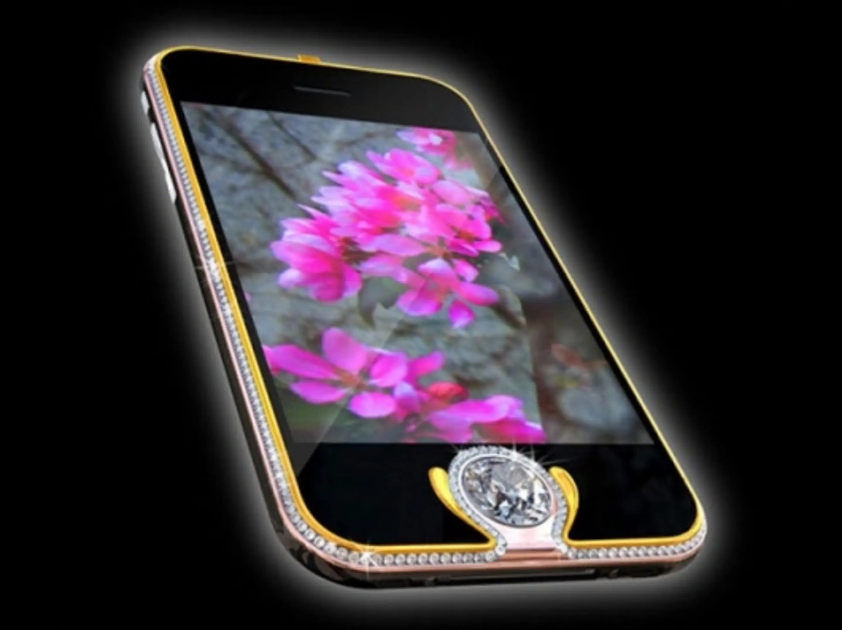 5. گوشی iPhone 3G King’s Button؛ 2.5 میلیون دلار