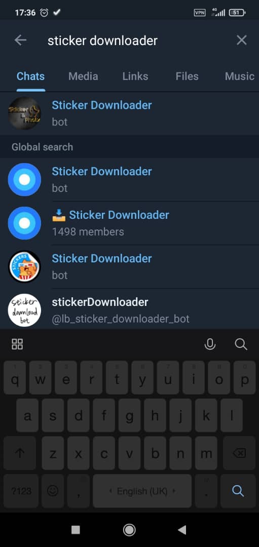 در قسمت جست‌وجو تلگرام اصطلاح (Sticker Downloader) را تایپ کنید. ربات مورد نظر را که اولین گزینه است، انتخاب و باز کنید.
