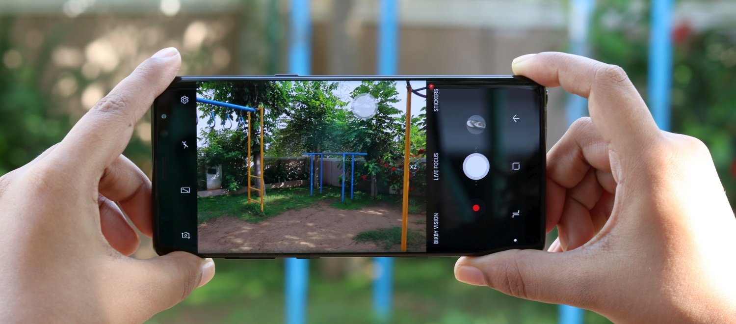 مقایسه دوربین نوت 8 با آیفون 10