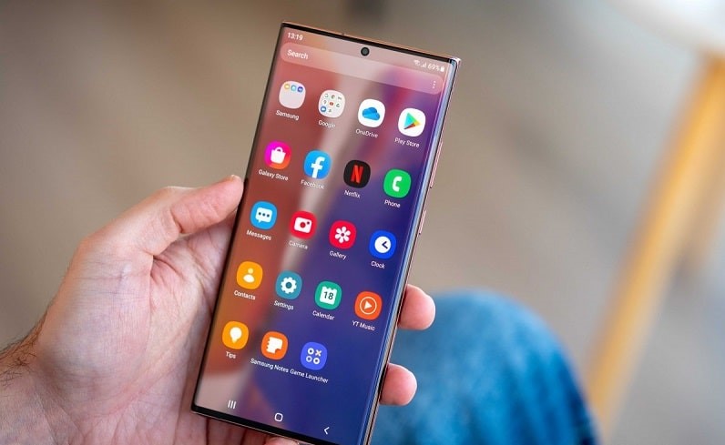 مشکلات رابط کاربری سامسونگ؛ بررسی باگ های One UI