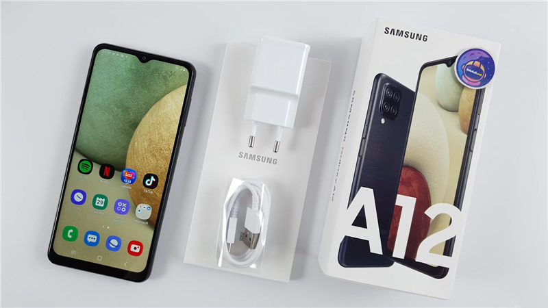 مقایسه گوشی m11 با a12؛ بررسی محصولات ارزان قیمت سامسونگ