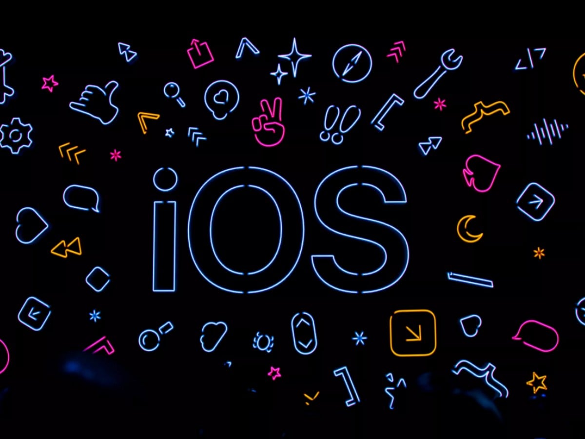 سیستم عامل iOS اپل؛ بررسی نسخه های ای او اس ایفون